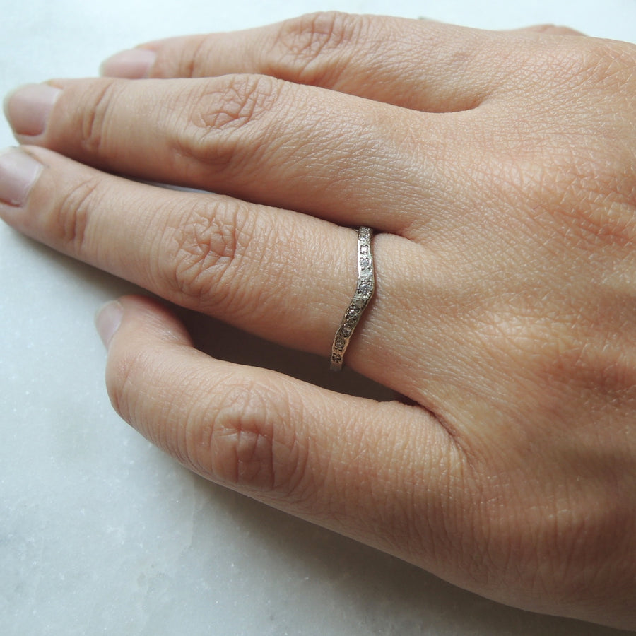 V-shape Slope Diamond Ring