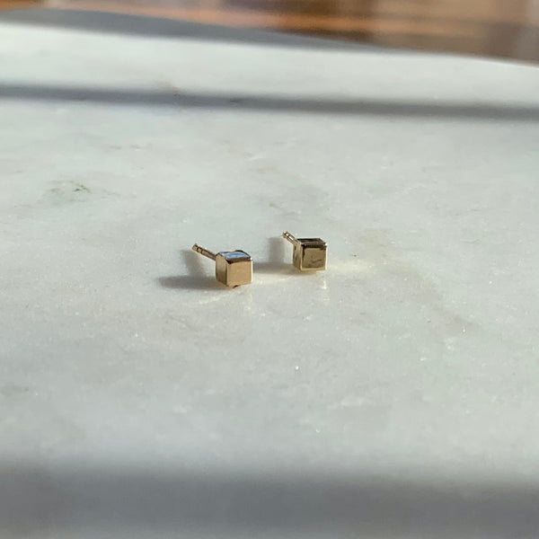 Tiny Bar Stud Earrings * CZ dainty earrings * gold bar studs * gold small stud e Tiny Bar Stud Earrings * CZ dainty earrings * gold bar studs * gold small stud e