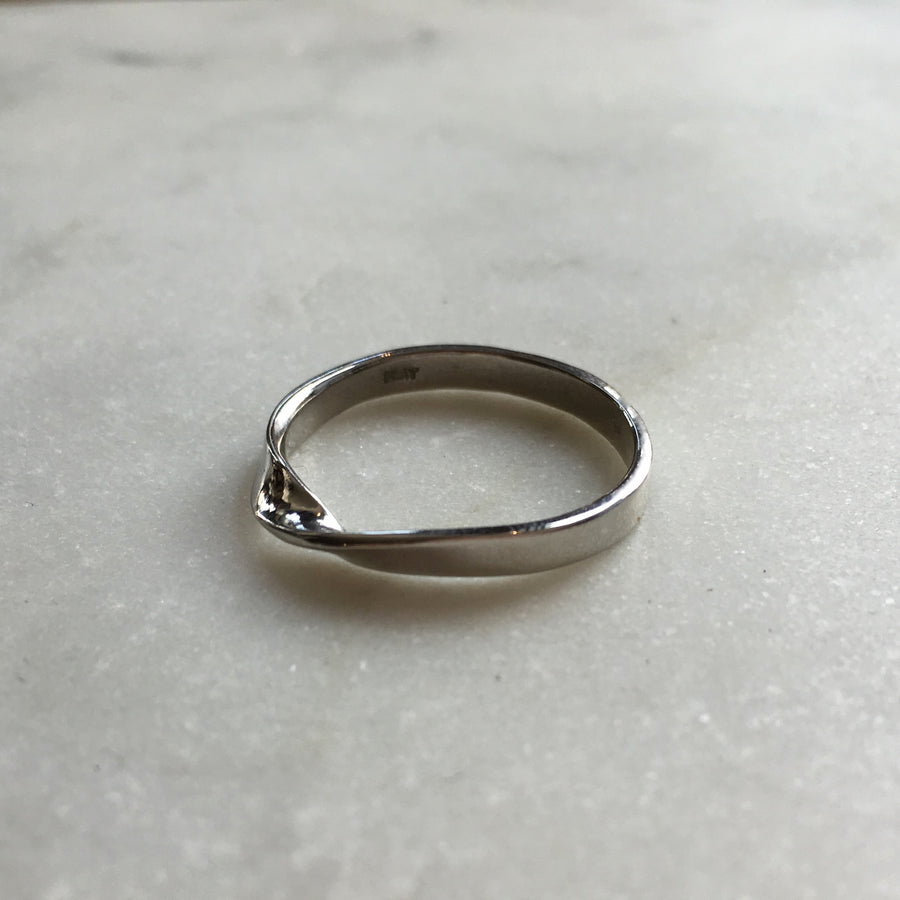 Wide Twisted Eternal Ring