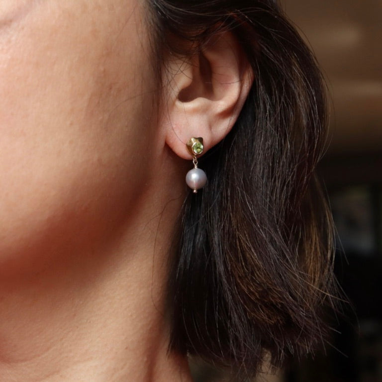 Peridot + Gray Pearl Kira Dangling Drop Earrings