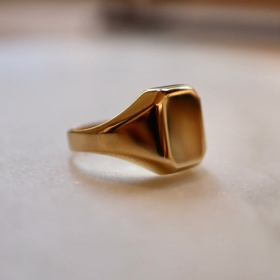 Yawa Rectangular Signet Ring