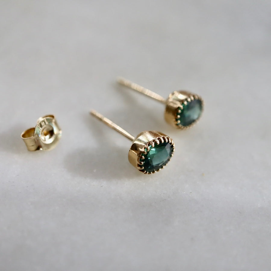 Mori Green Sapphire Oval Stud Earrings