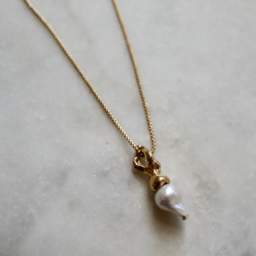 Freshwater Pearl SPRIG NECKLACE