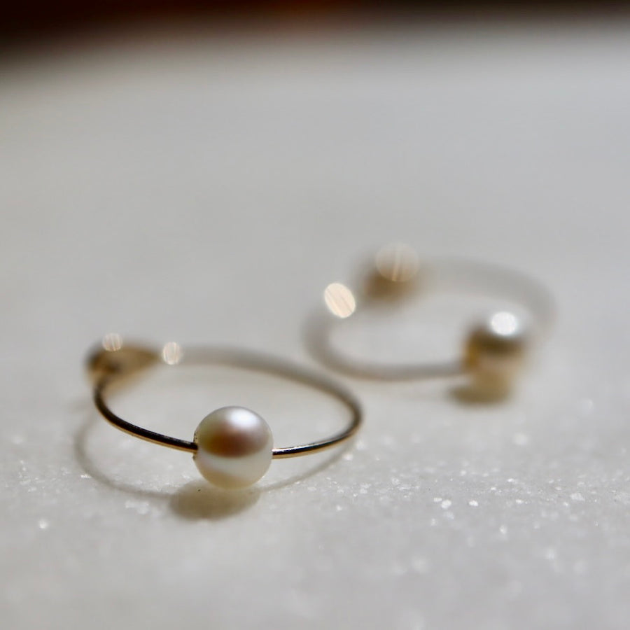 Wire Hoop Earrings with Pearls
