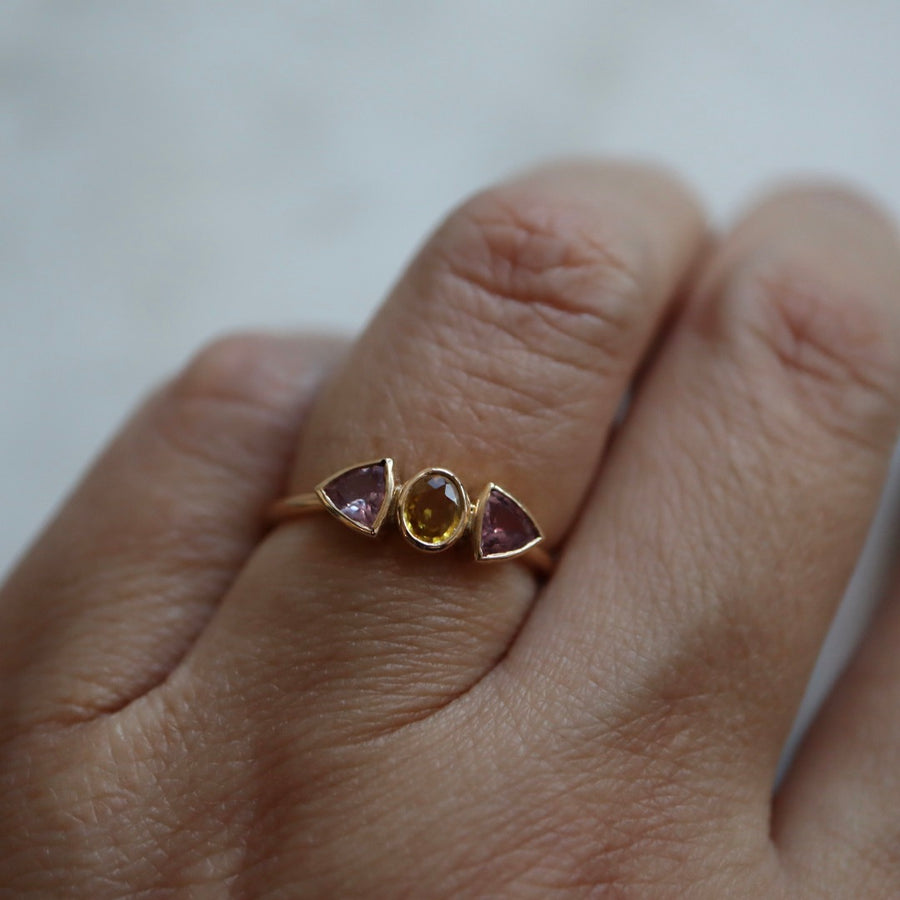 Yellow-Green and Violet Sapphire Mix Ring