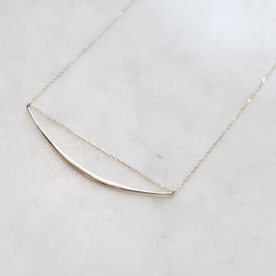 Ripple Pointed-End Bar Necklace Silver