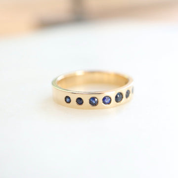 Graduated Blue Sapphire Ring