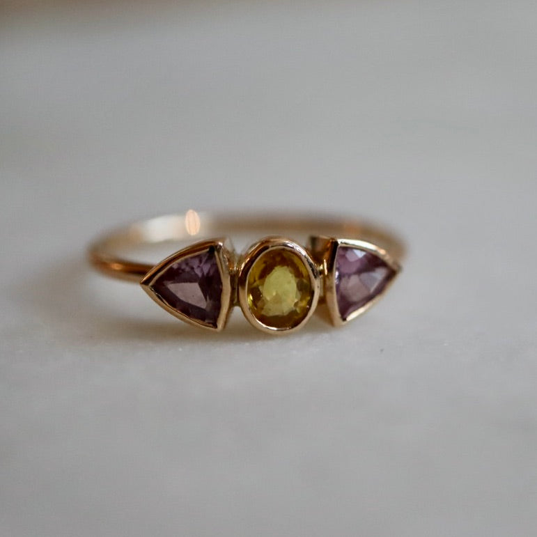 Yellow-Green and Violet Sapphire Mix Ring