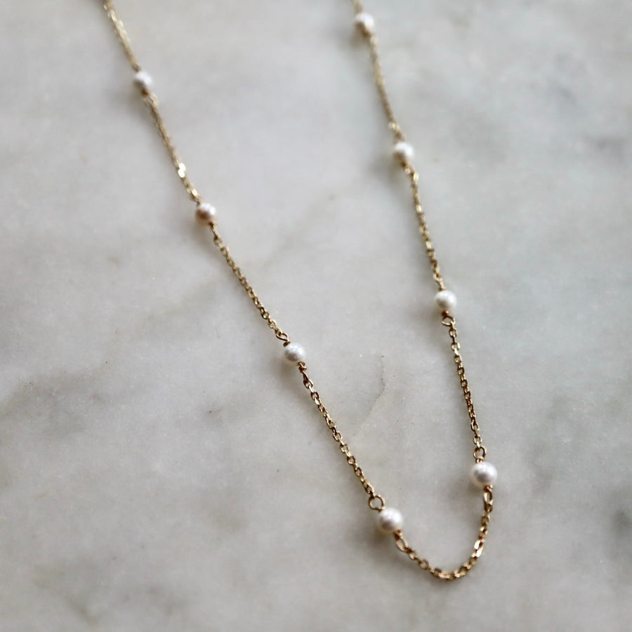 Stationed Pearl Necklace