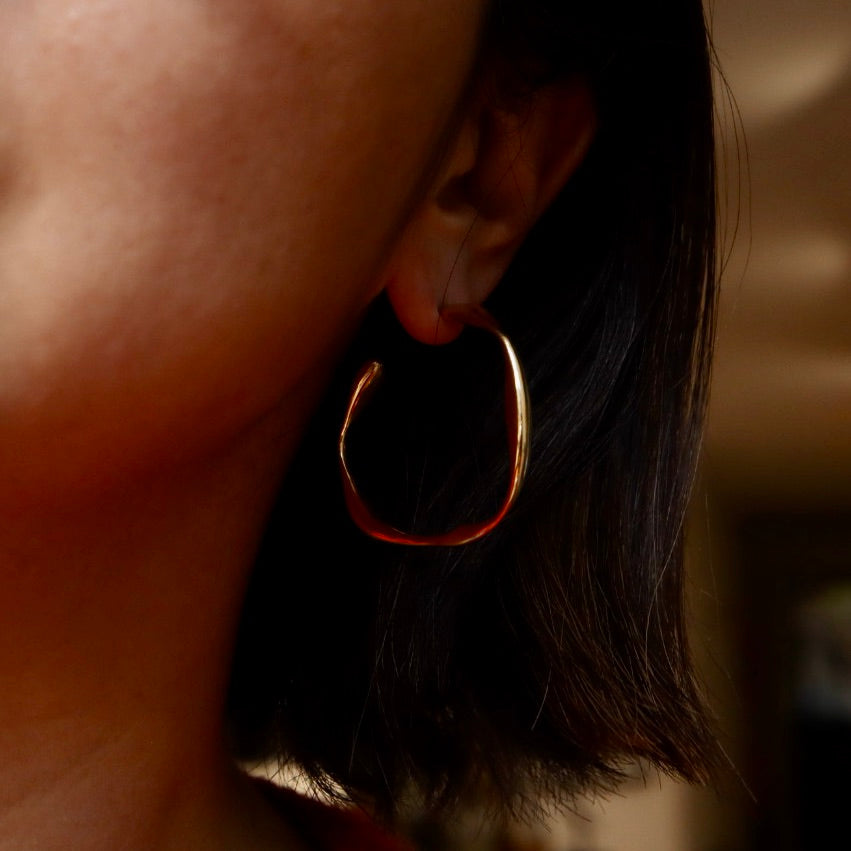 Onda Medium 1.75 inch Hoop Earrings