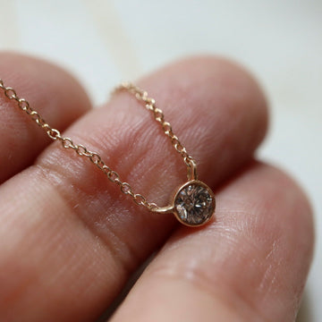Ginga Diamond Solitary Necklace