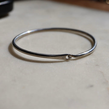 Minimalist Hook and Close Band Bracelet