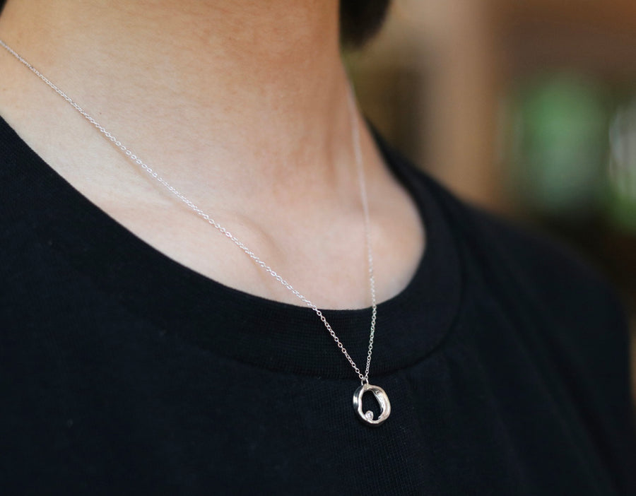 Silver Large Diamond Ripple Circle Necklace