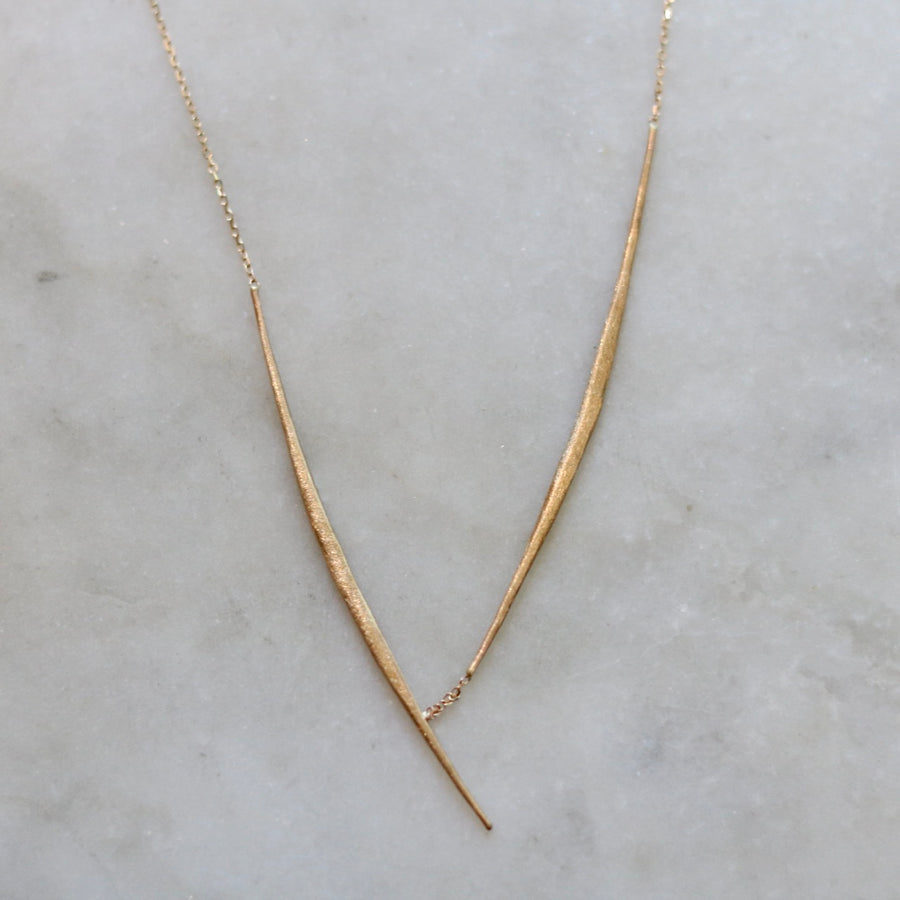 Ripple V-necklace 14K Gold