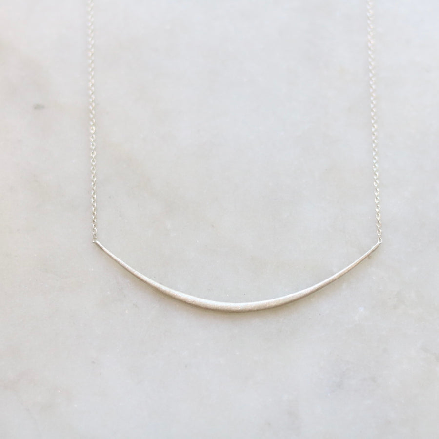 Matted Short Bar Necklace