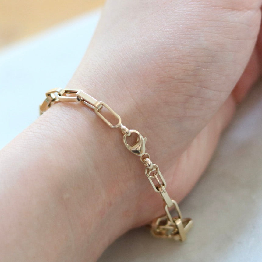 Wide Link 14K Gold Chain Bracelet