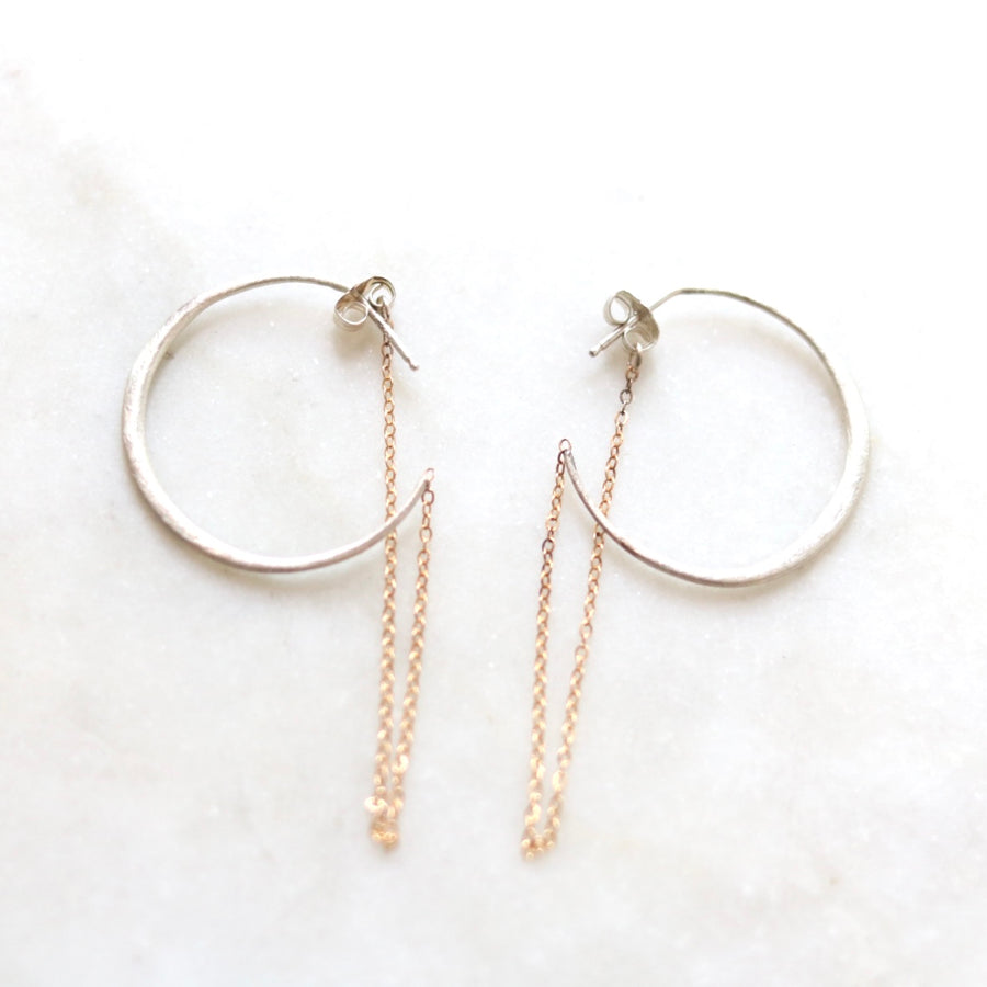 Two Tone Ripple Chained Hoop Earring