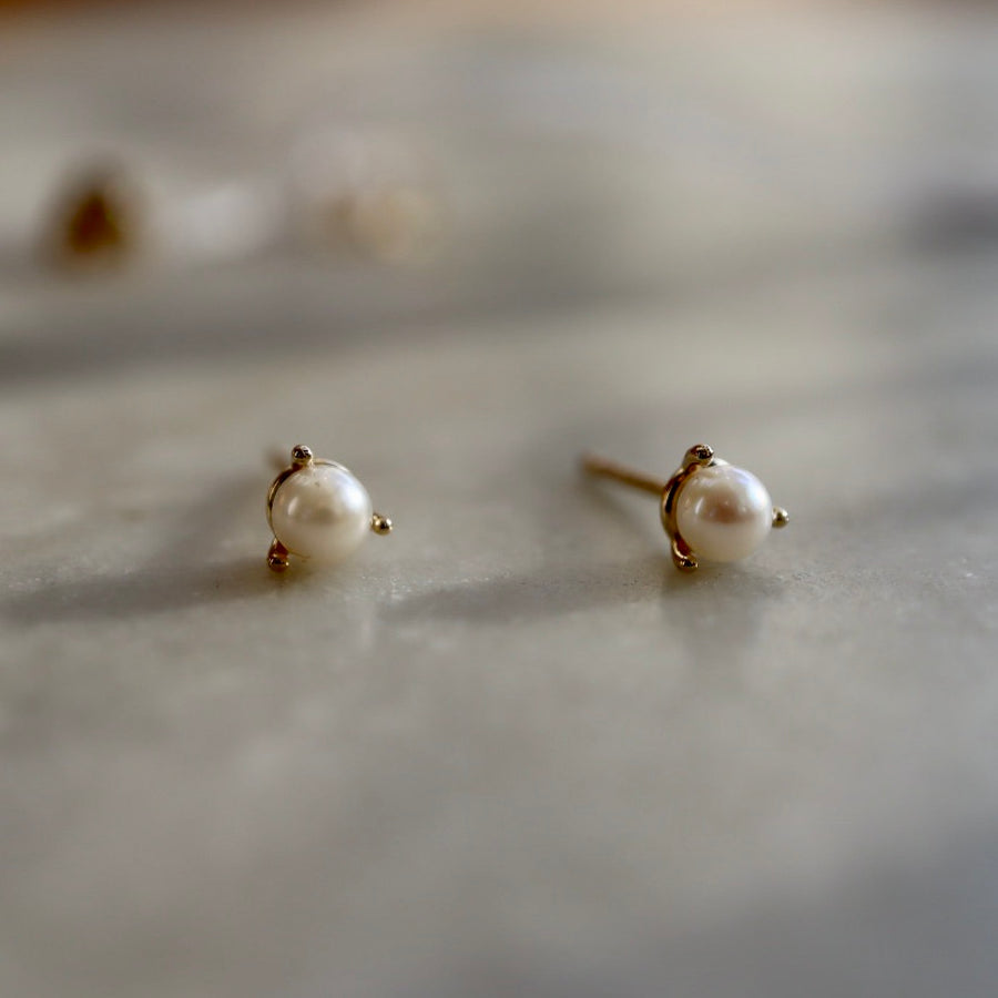 Prong set pearl earrings sale
