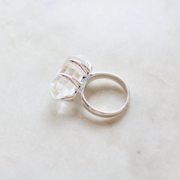 Quartz Bar Ring