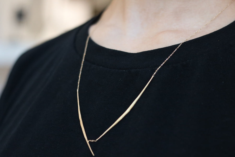 Ripple V-necklace 14K Gold