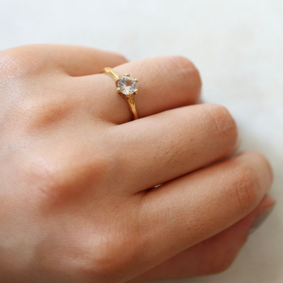 Half carat gold diamond ring Clearance
