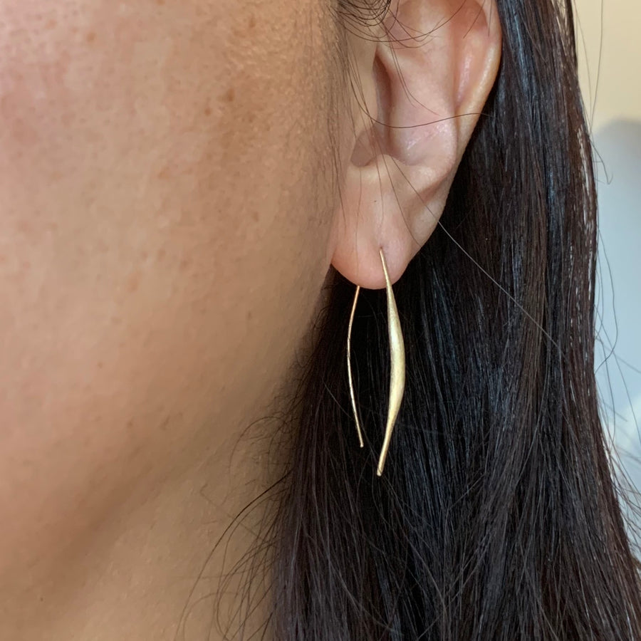 Curved Bar Earrings Gold Plated