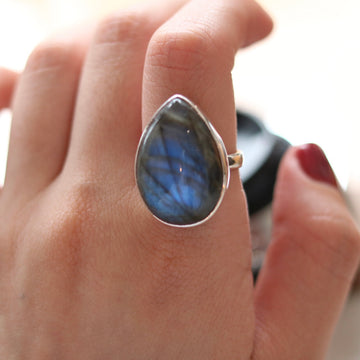 Pear Shape Labradorite Ring