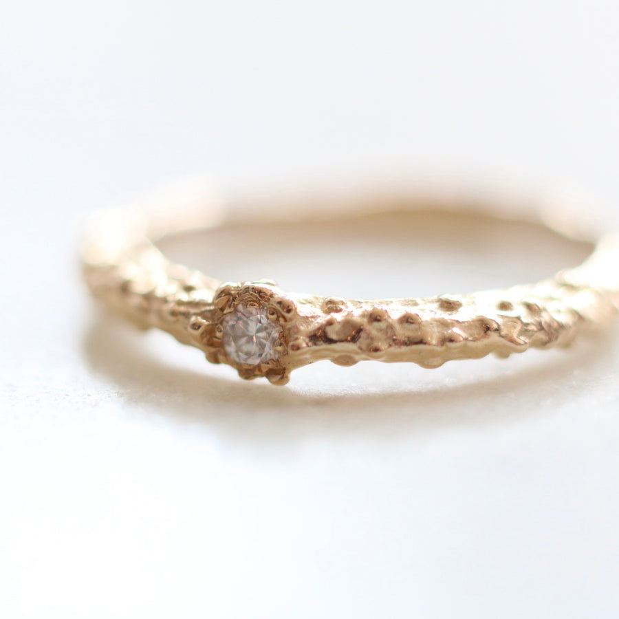 Twinkle Textured Diamond Ring Ring