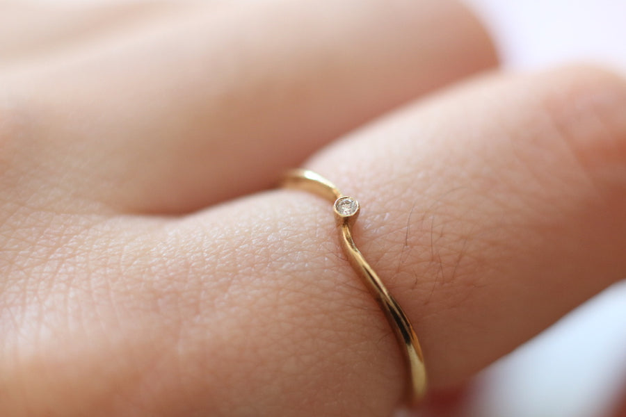 Gold Diamond Wave Ring