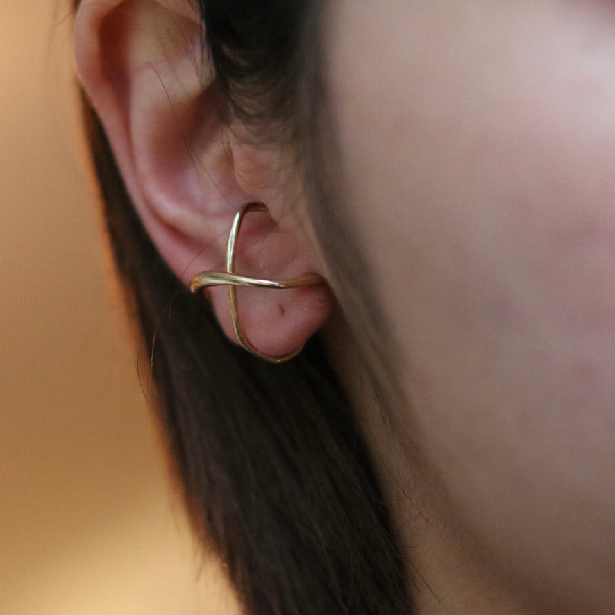 JUXTA Ear Cuff