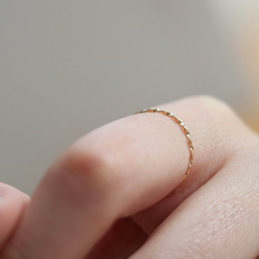 Skinny Twisted Wire Ring