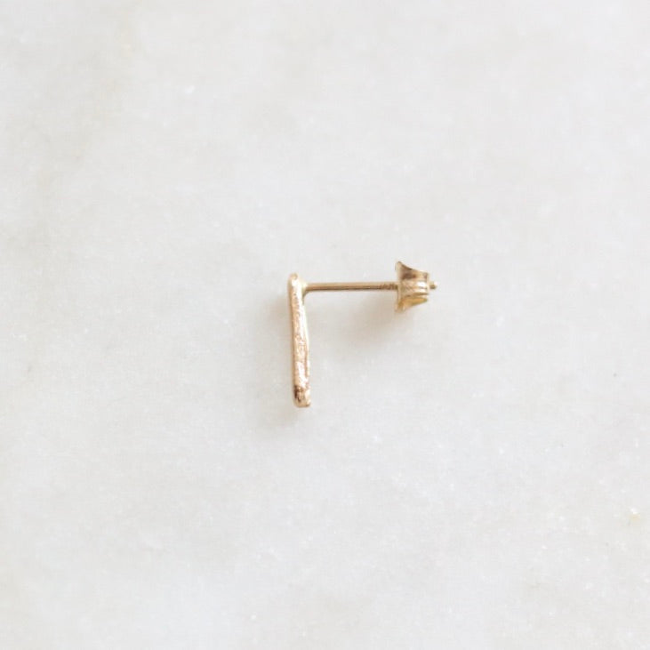 Elongate Oval Sutd Earring 