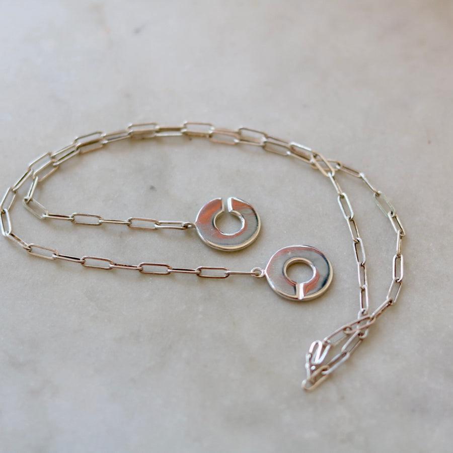 Silver Interlocking Clasp Necklace