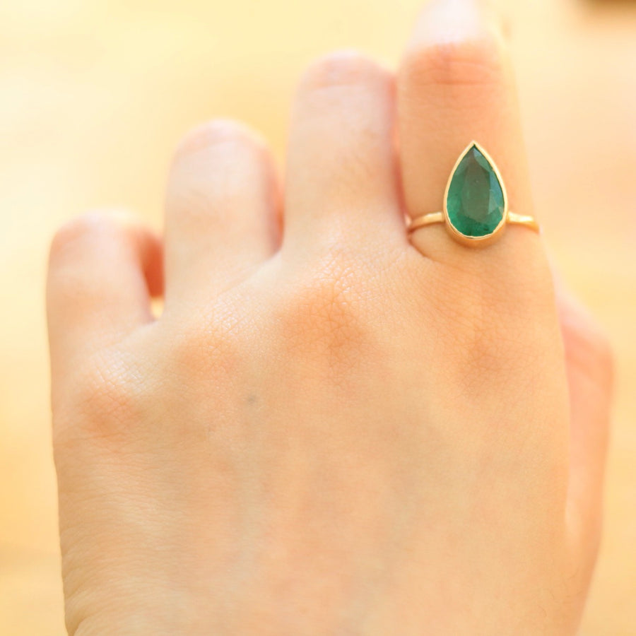 Pear Emerald Ring