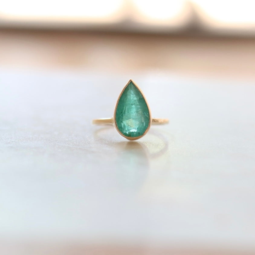 Pear Emerald Ring