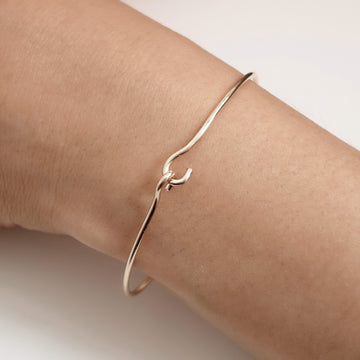 Interlocking Gold Bracelet