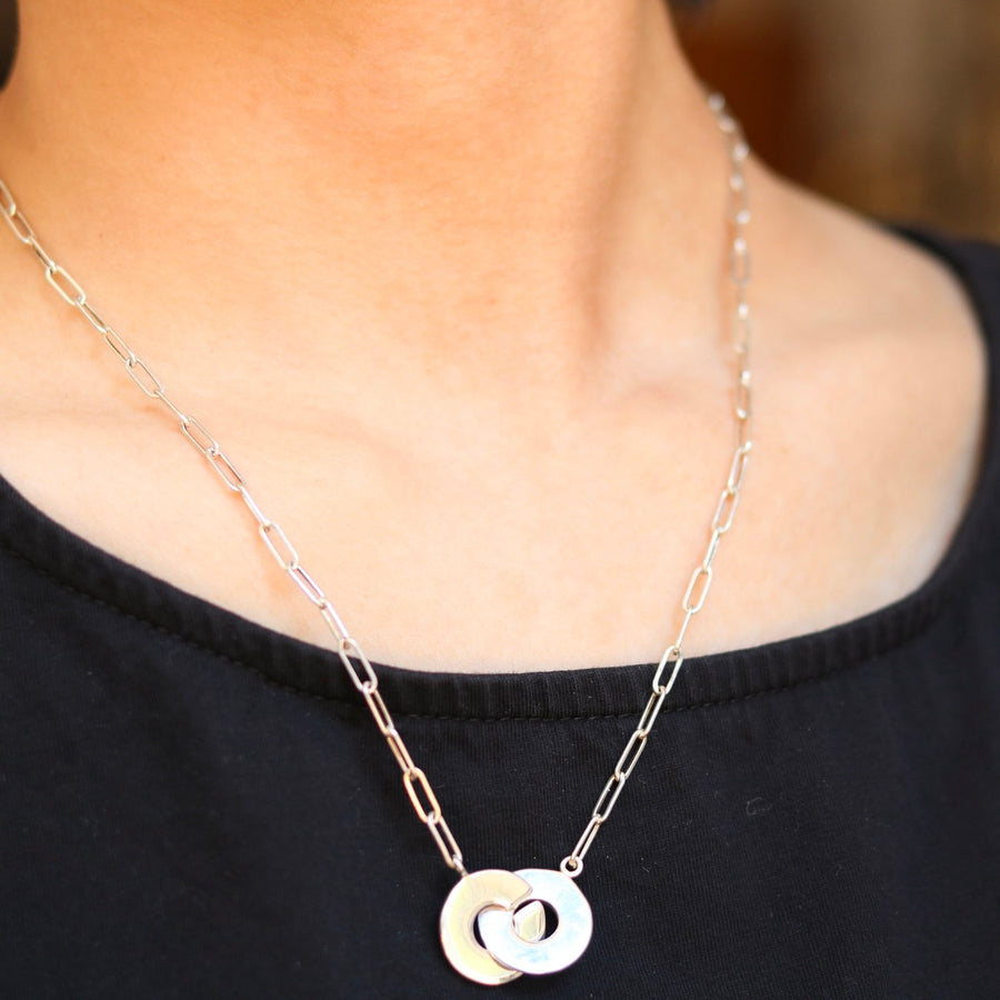 Silver Interlocking Clasp Necklace