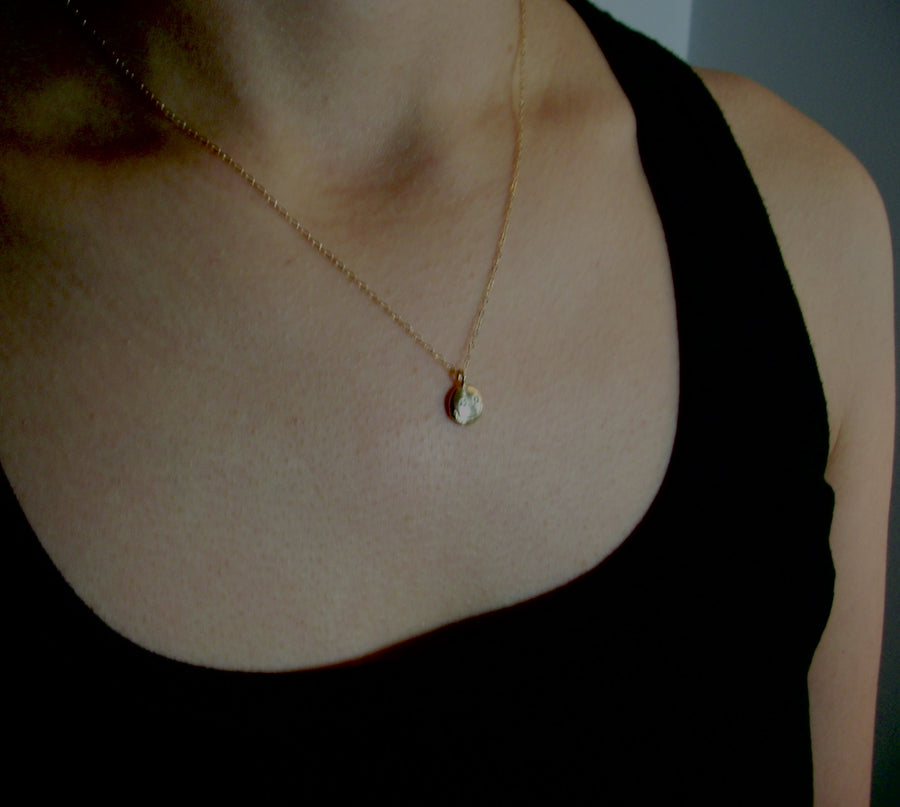Happy Face Necklace / Gold
