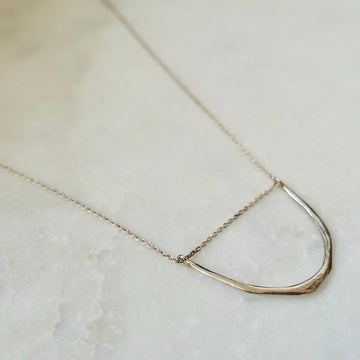 Silver Swing Curve Necklace