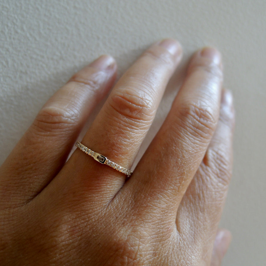 Mikage Baguette Diamond Band